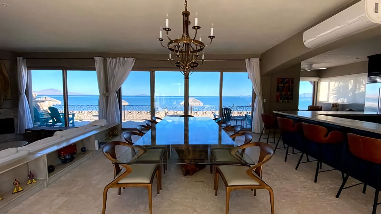 Photo of Others in Nopolo