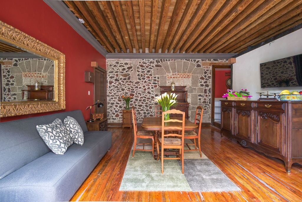 Photo of Livingroom in Historic Center
