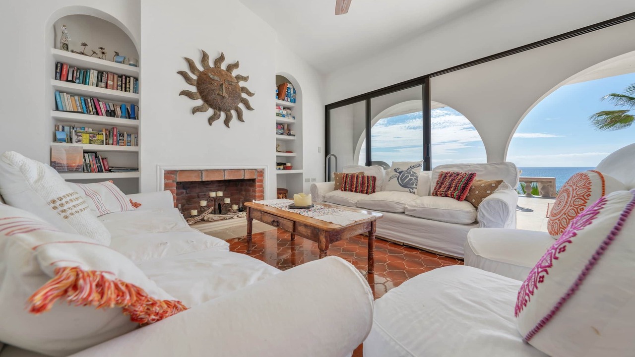 Photo of Livingroom in Pescadero