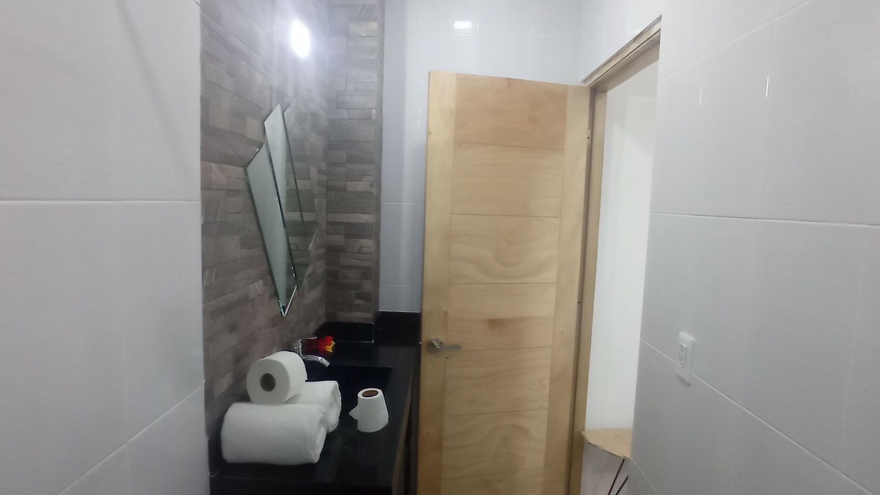 Photo of Bathroom in R