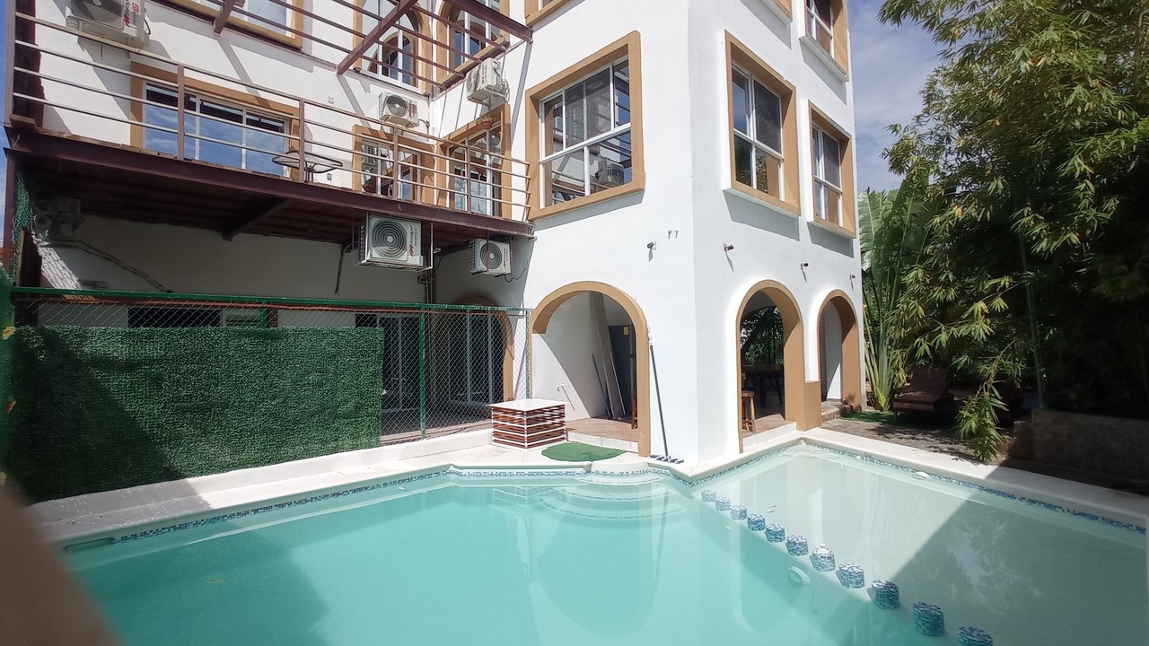 Photo of Outdoor in R