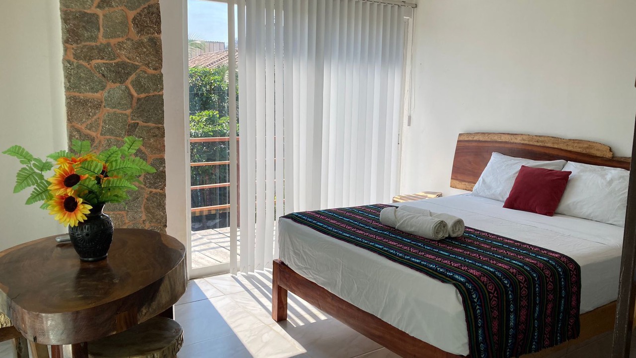 Photo of Bedroom in R