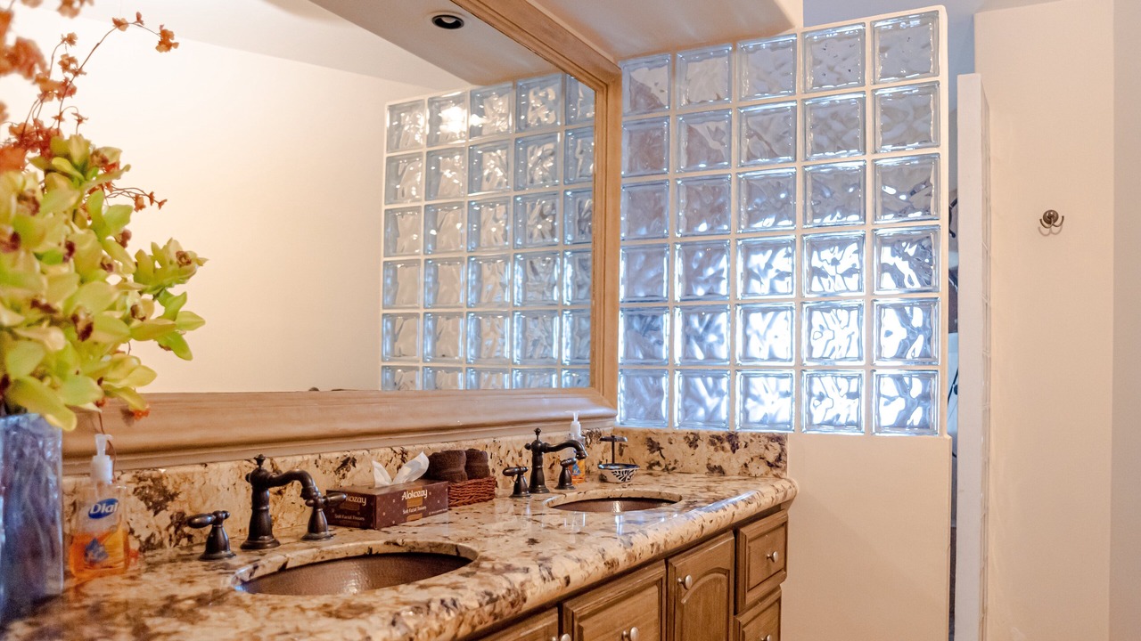 Photo of Bathroom in Zona Hotelera