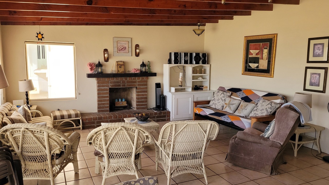 Photo of Livingroom in Ensenada