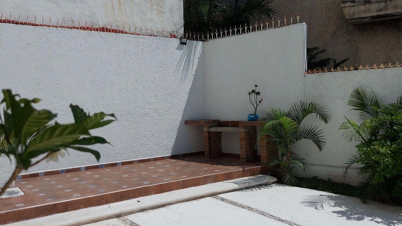 Photo of Others in Farallon