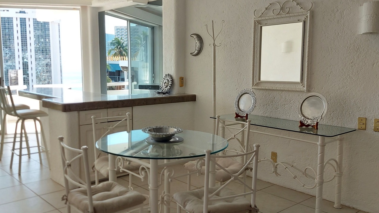 Photo of Bedroom in Farallon