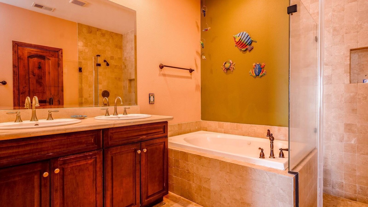 Photo of Bathroom in El Dorado Ranch