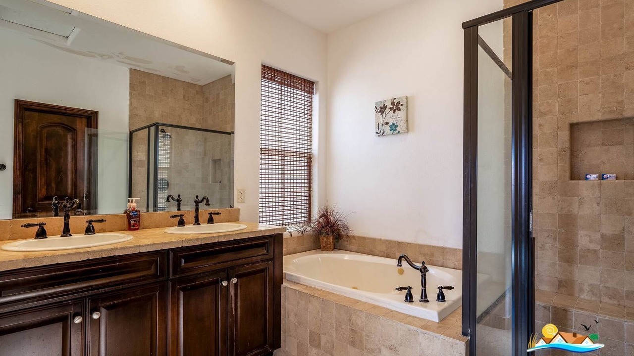 Photo of Bathroom in El Dorado Ranch