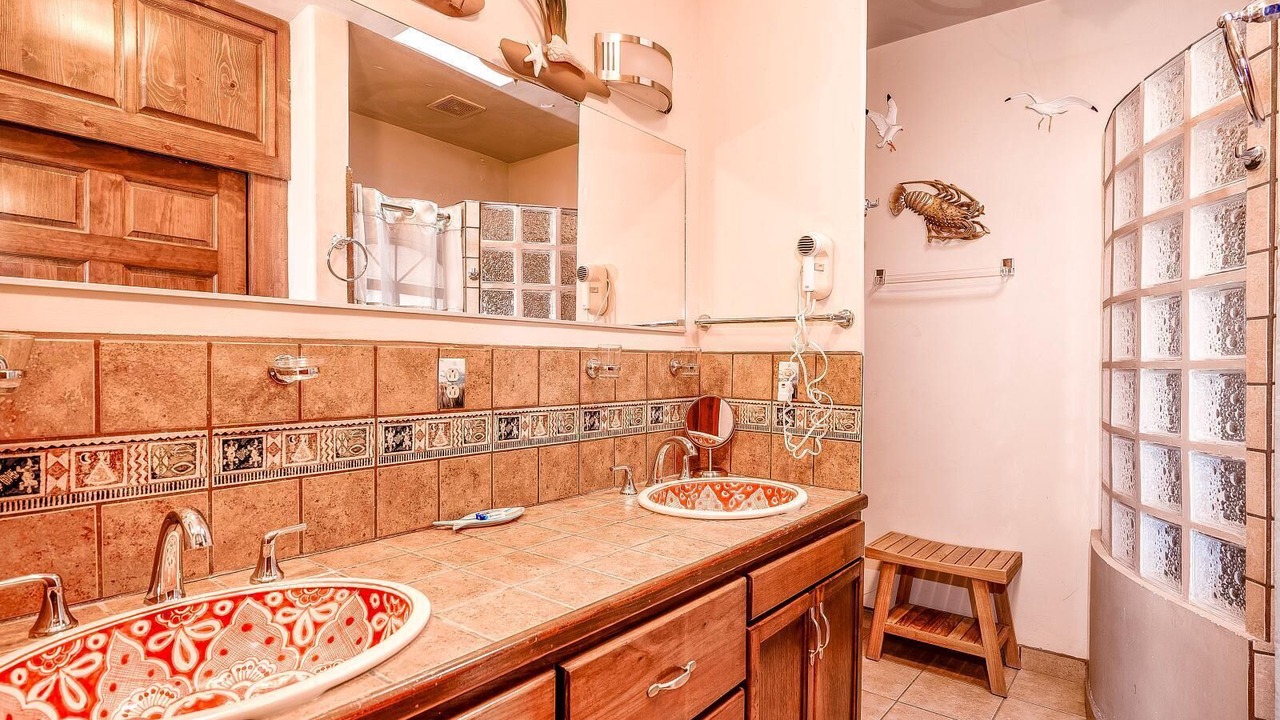 Photo of Bathroom in El Dorado Ranch
