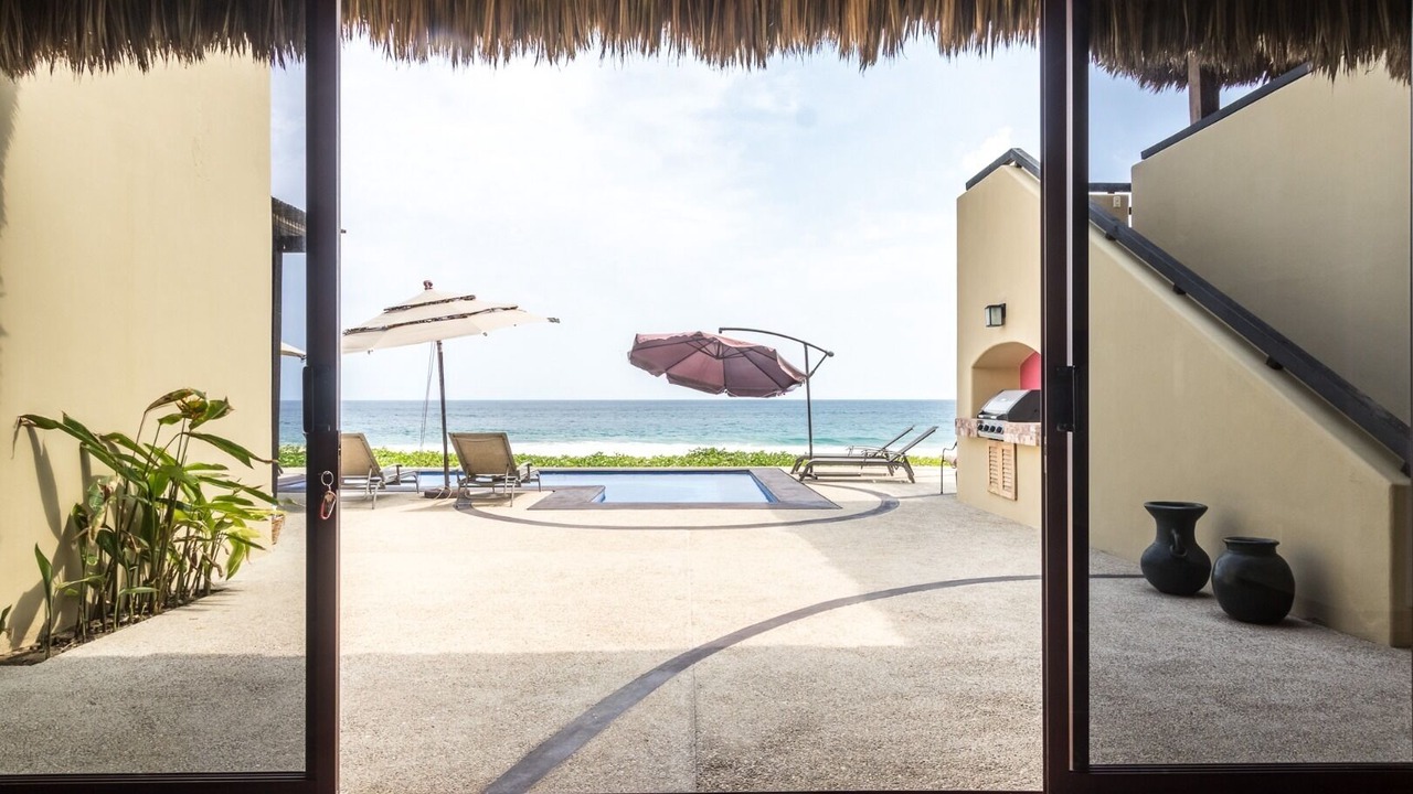 Photo of Patio Balcony in San Pedro Mixtepec