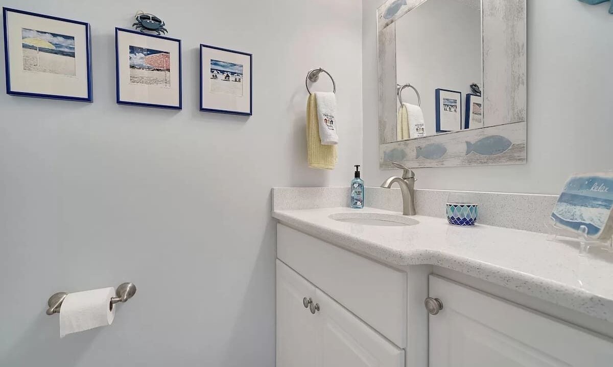Photo of Bathroom in Ship Bottom