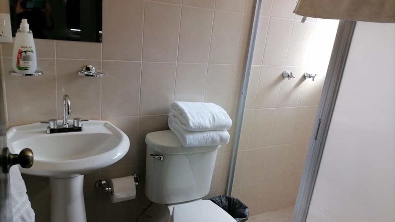 Photo of Bathroom in zona dos extendida