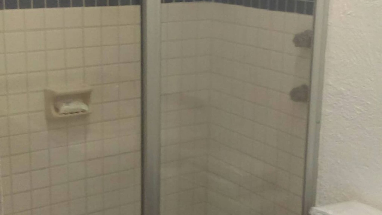 Photo of Bathroom in zona dos extendida