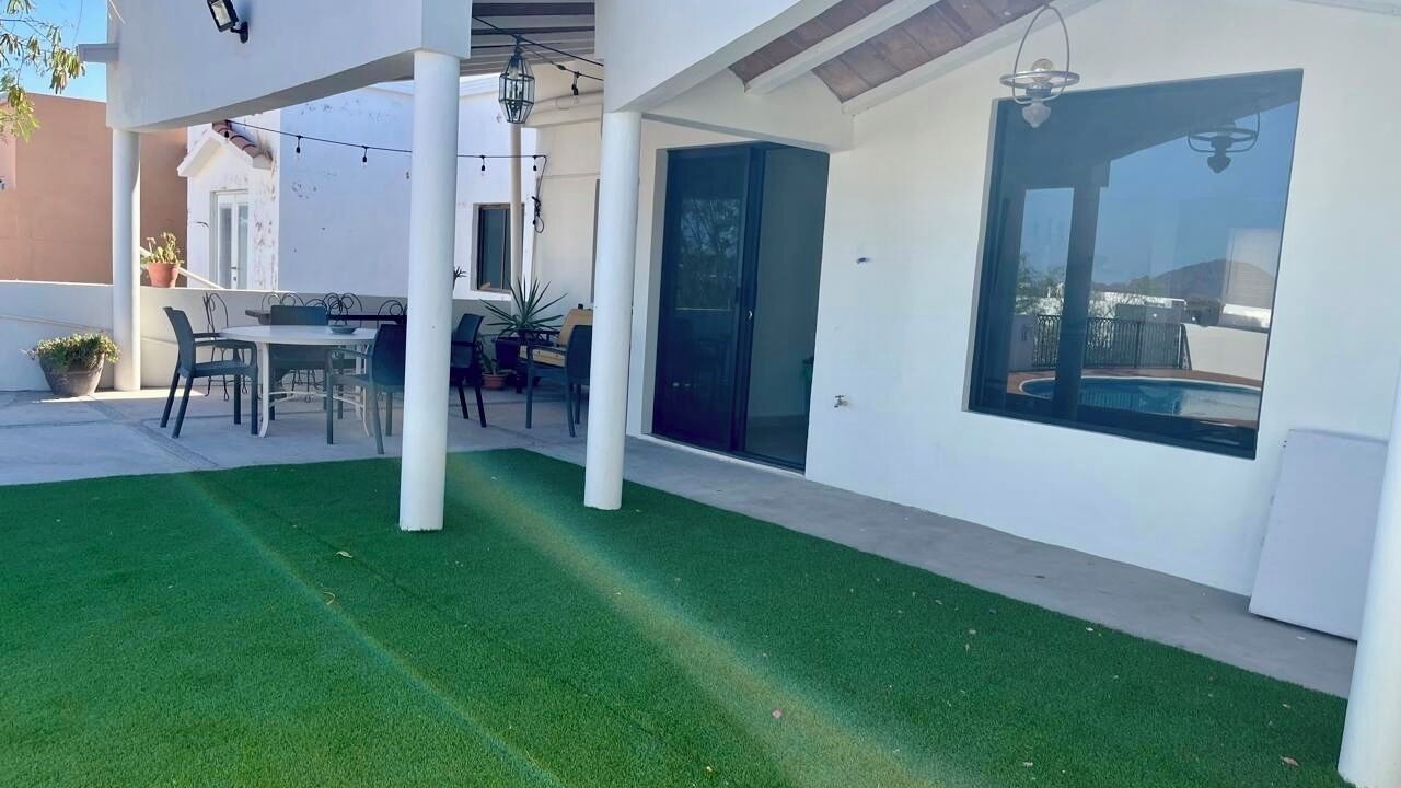 Photo of Outdoor in San Carlos