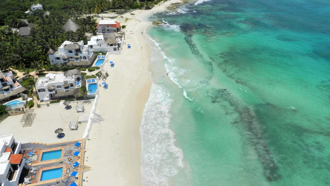 Photo of Others in Playa del Secreto