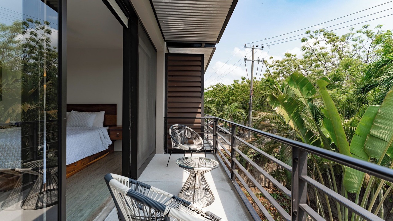 Photo of Patio Balcony in R