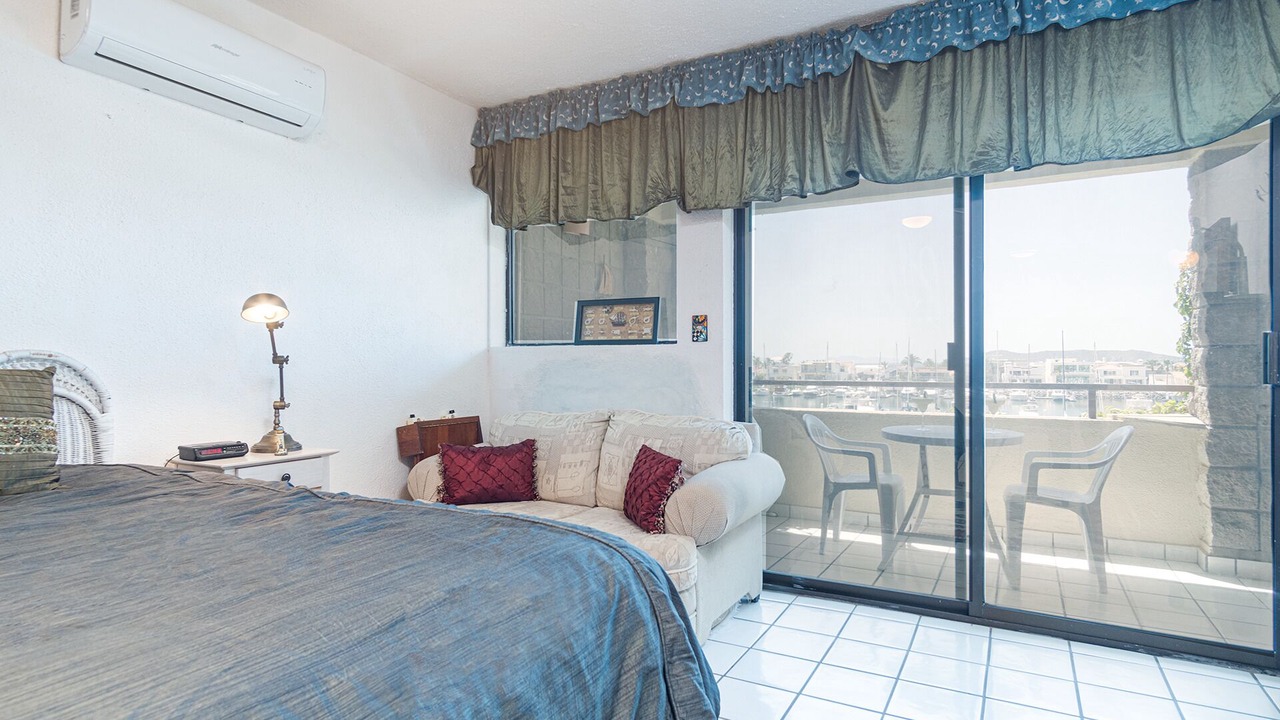 Photo of Bedroom in Marina Real