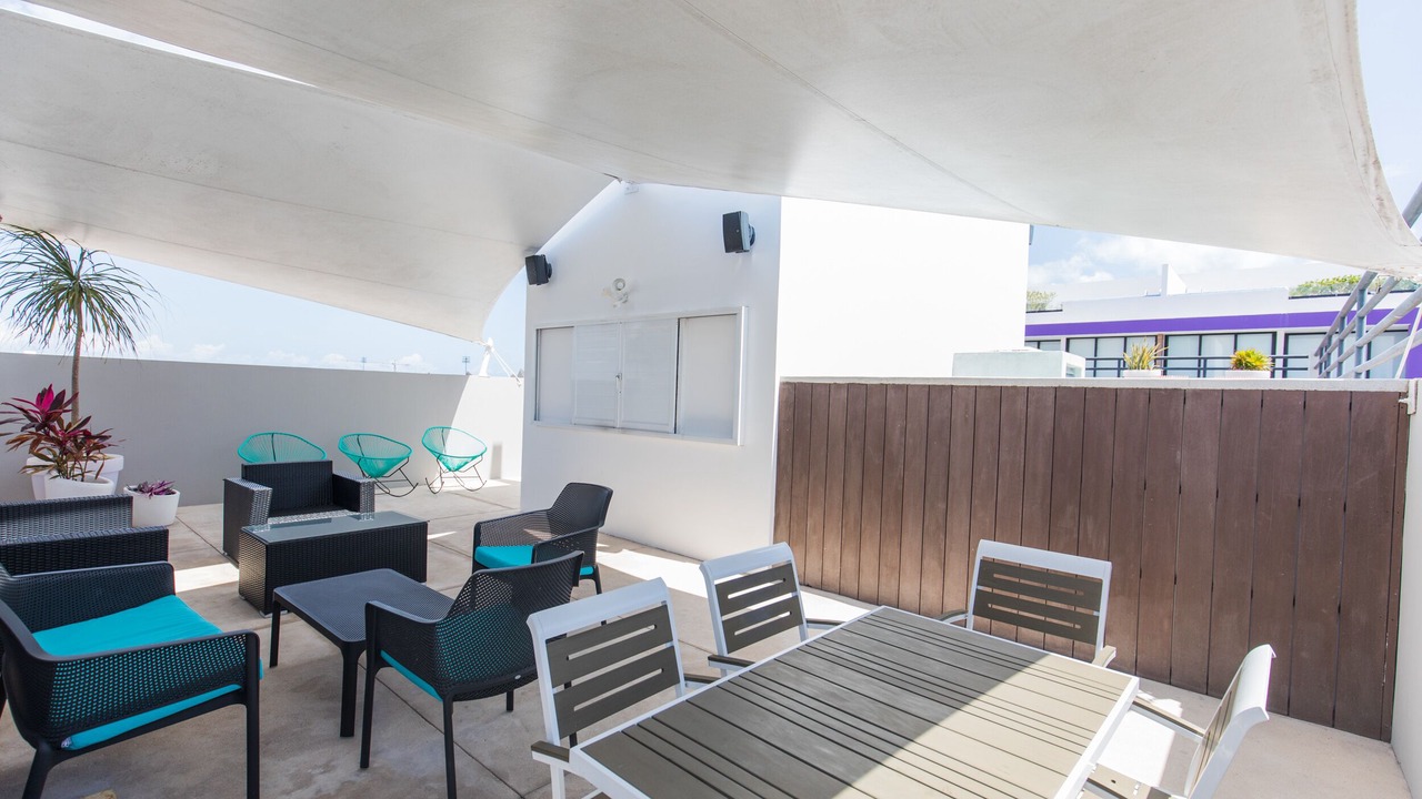 Photo of Outdoor in 12th Street