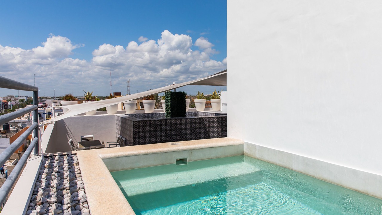 Photo of Outdoor in 12th Street