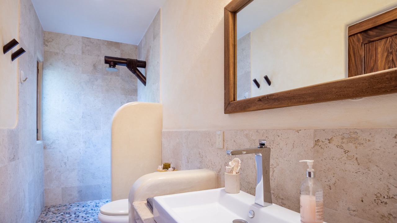 Photo of Bathroom in Almacen