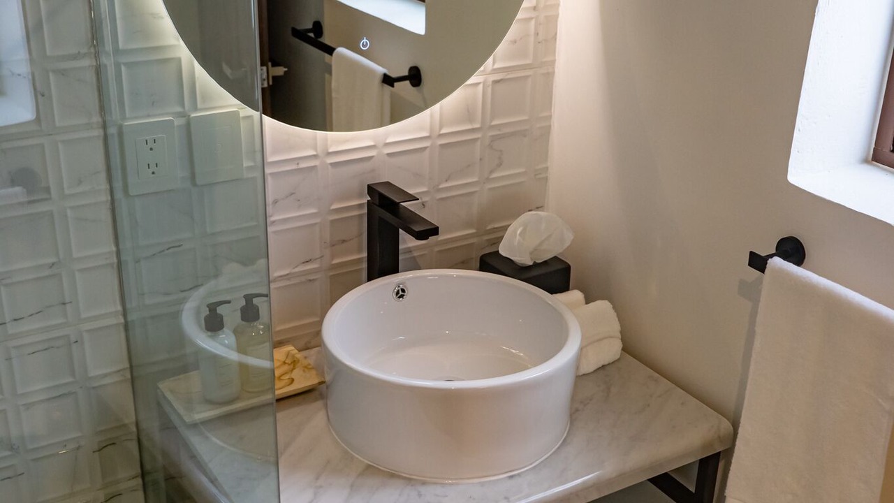 Photo of Bathroom in Del Carmen