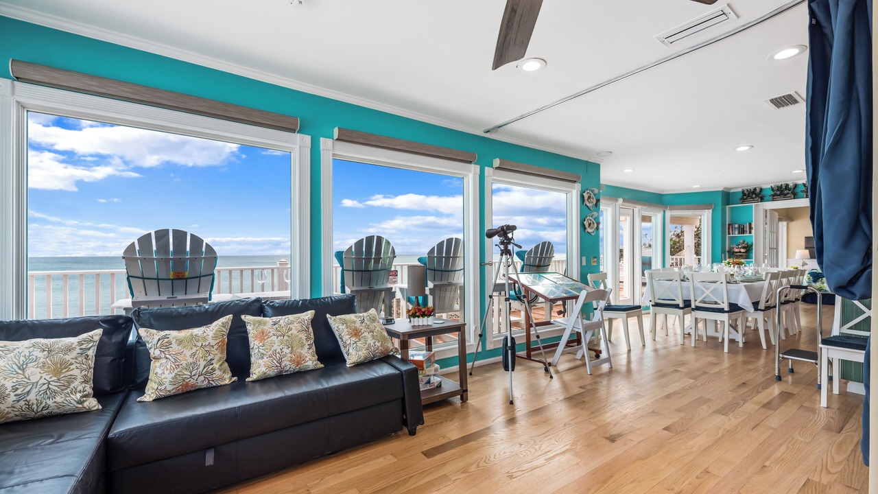 Photo of Livingroom in Stuart