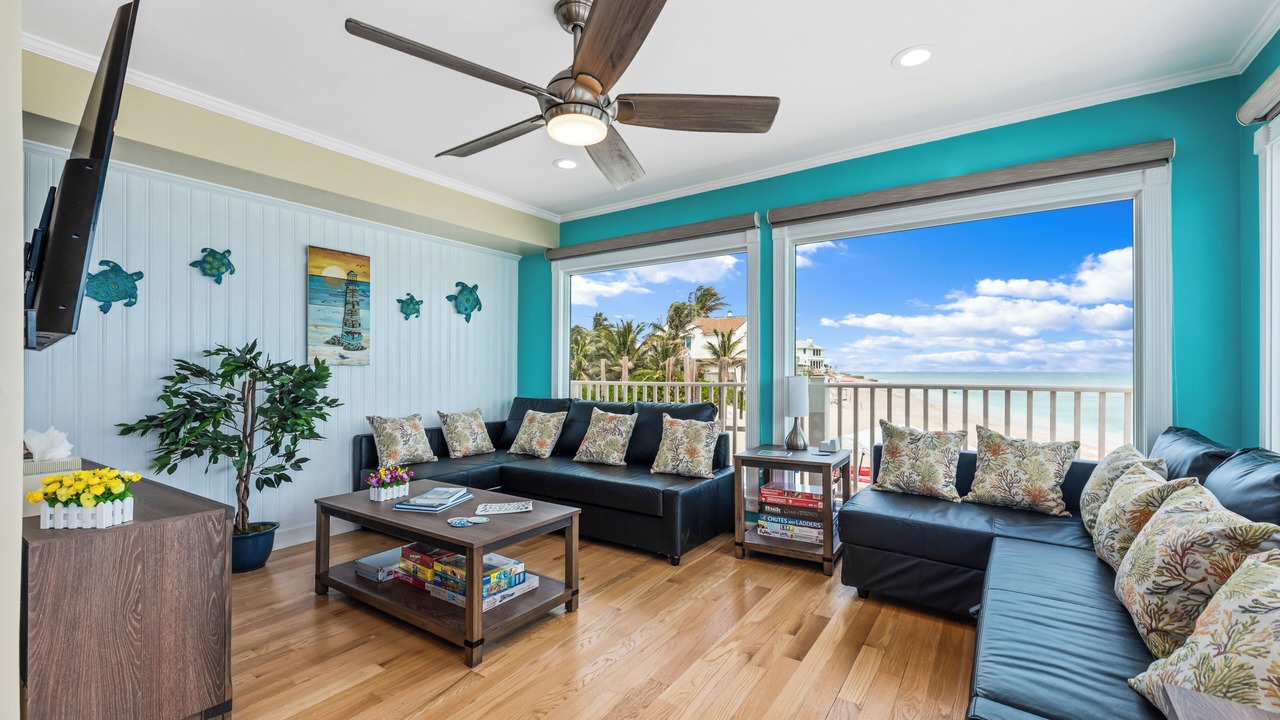 Photo of Livingroom in Stuart