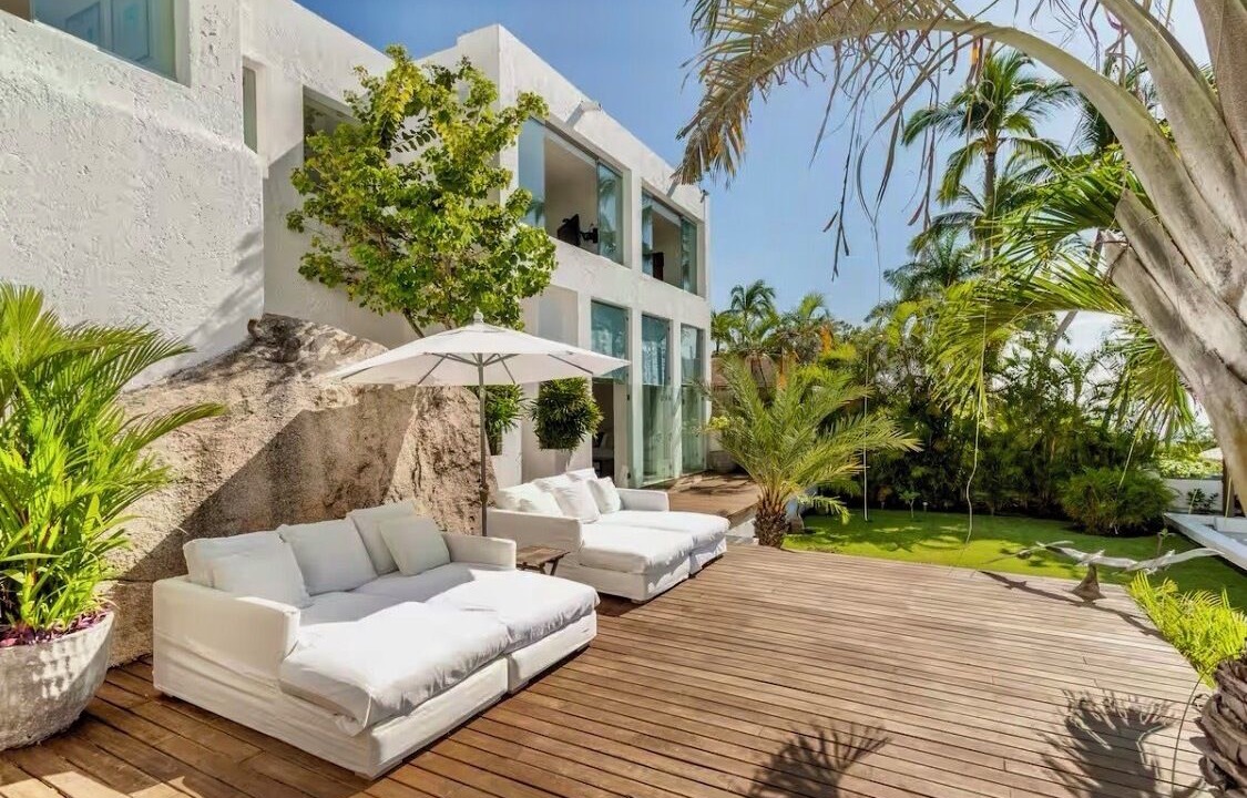 Photo of Patio Balcony in Las Brisas