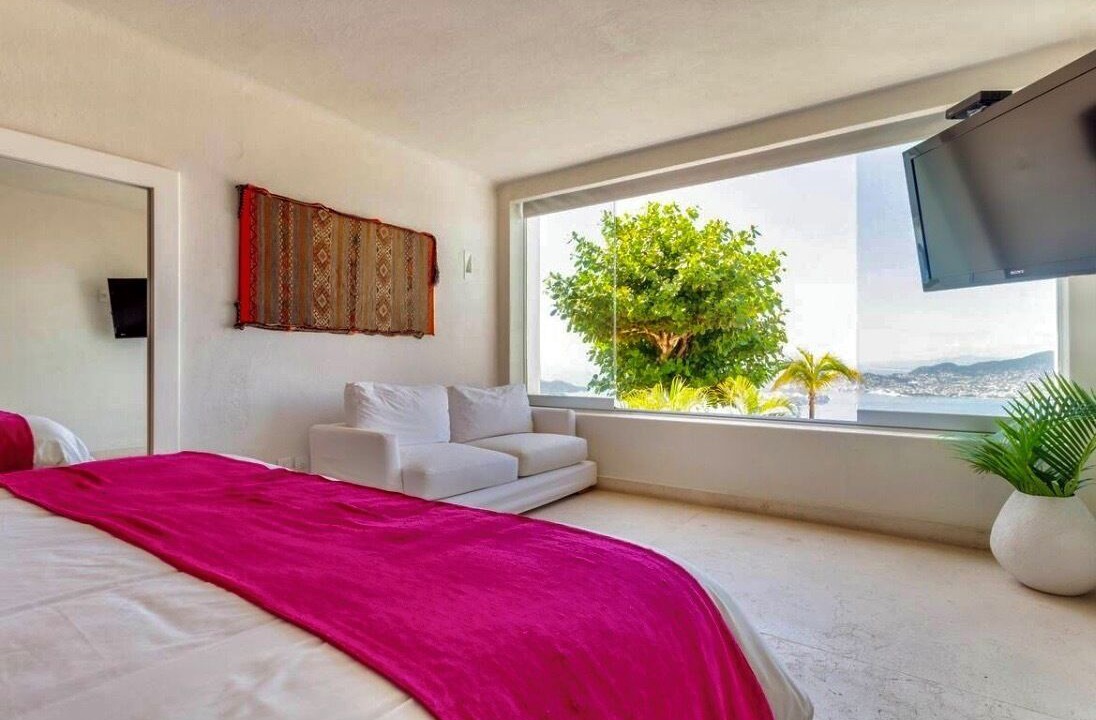Photo of Bedroom in Las Brisas