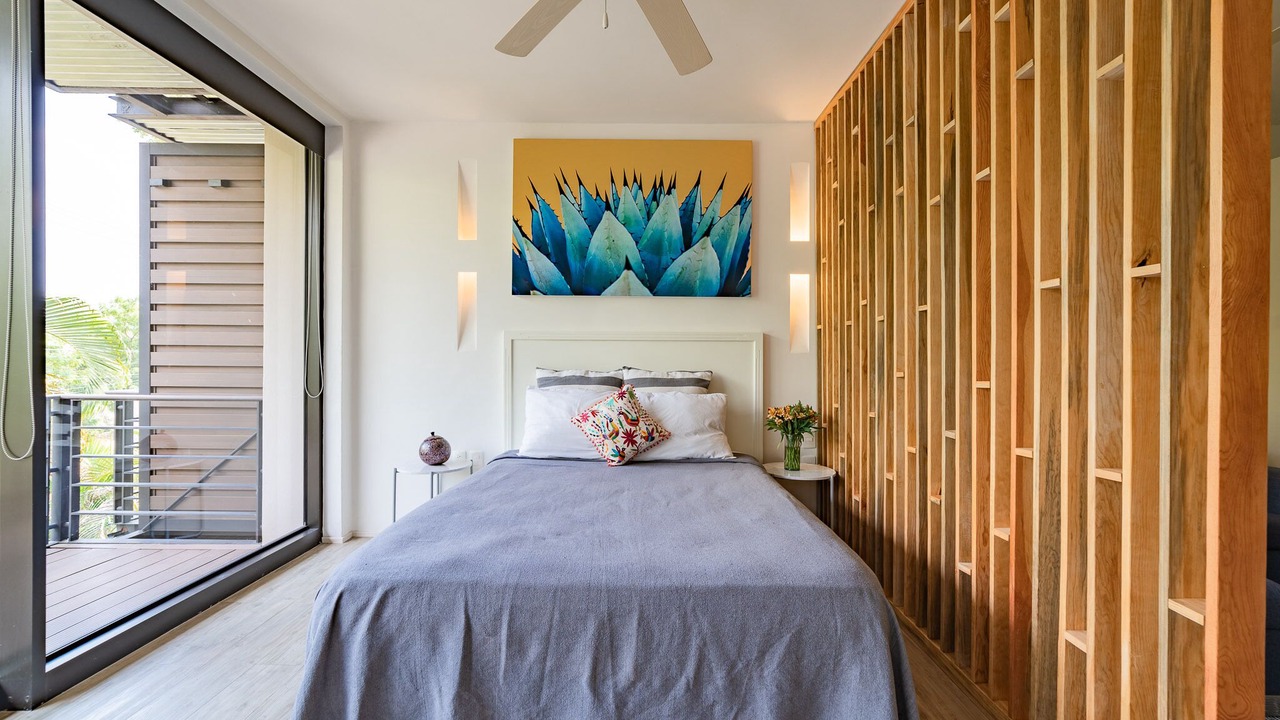 Photo of Bedroom in R