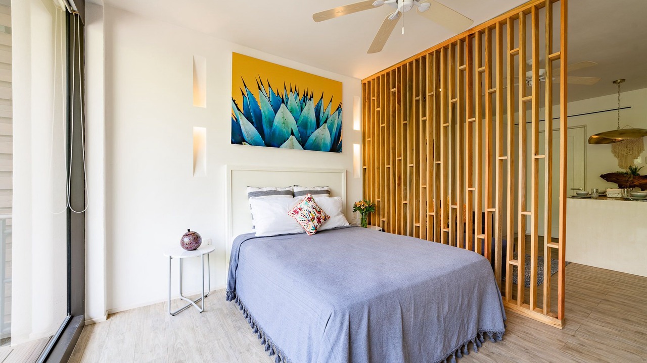 Photo of Bedroom in R