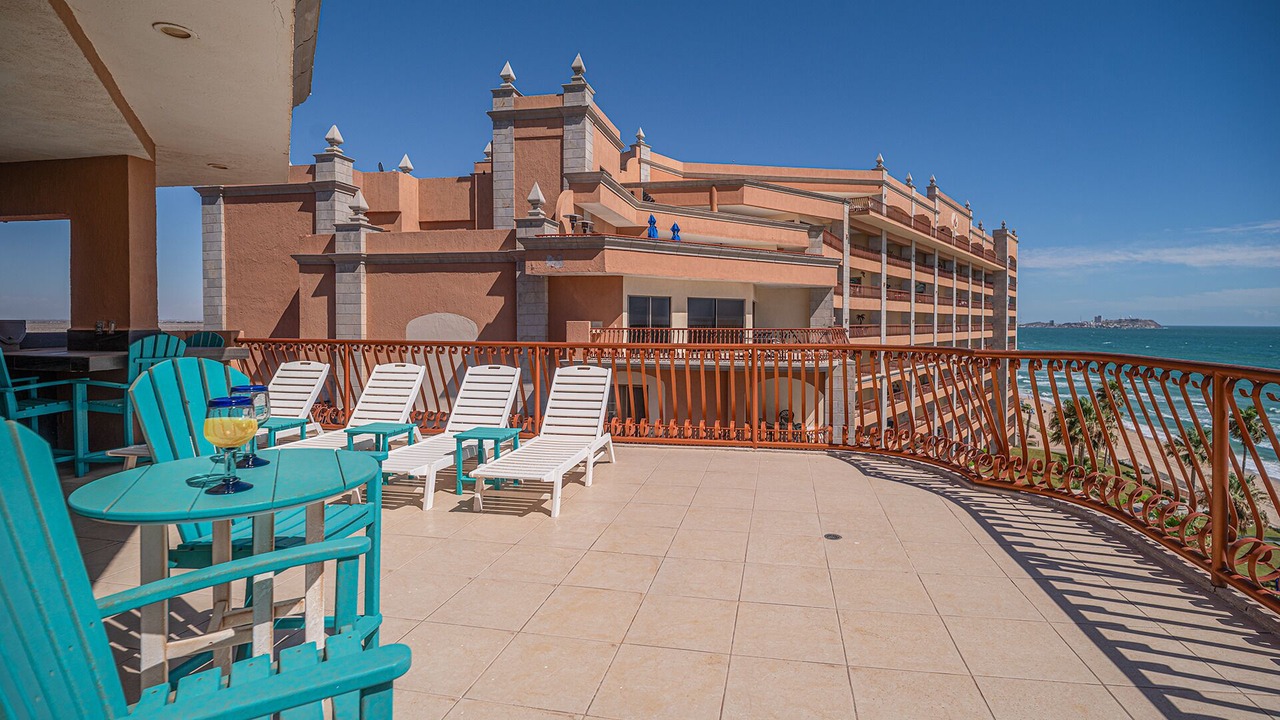 Photo of Patio Balcony in Sandy Beach