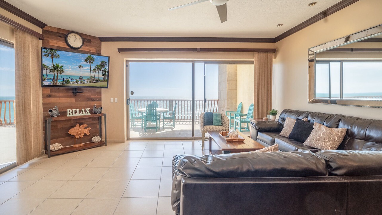 Photo of Livingroom in Sandy Beach