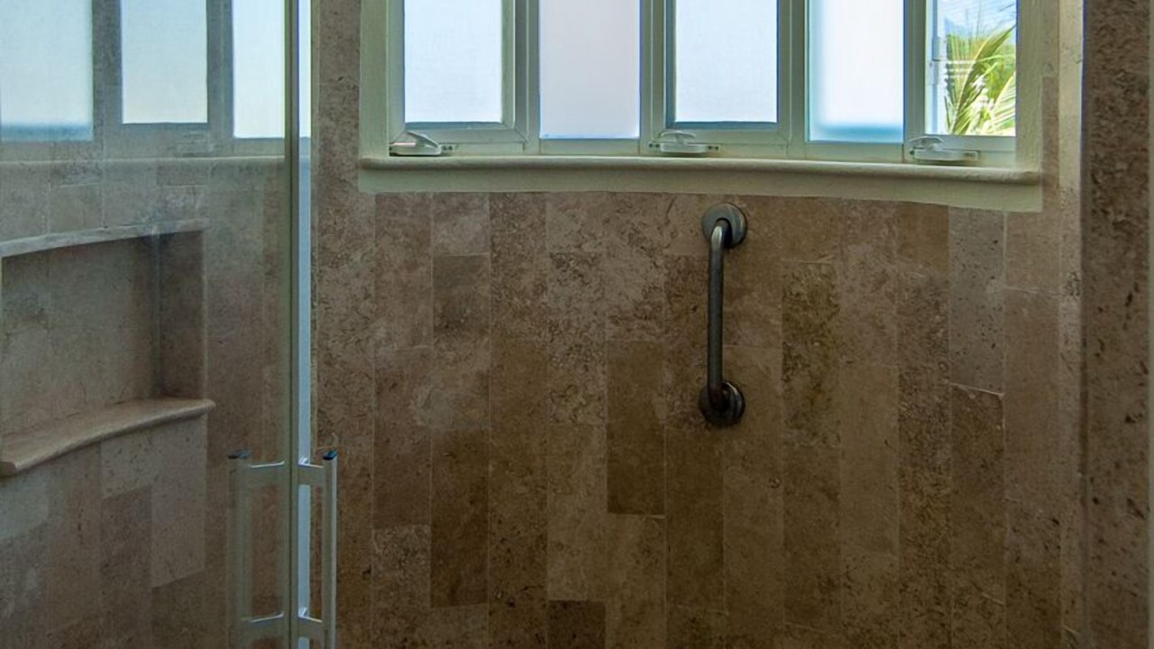 Photo of Bathroom in P Chahue