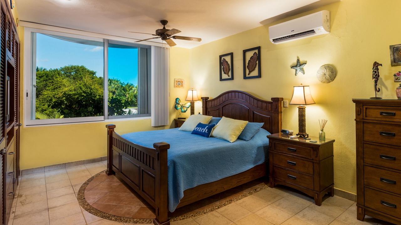 Photo of Bedroom in Costa Maya