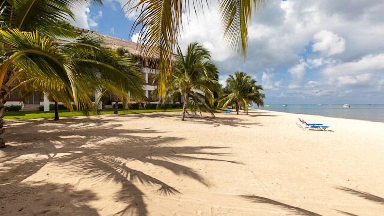 Photo of Others in Costa Maya