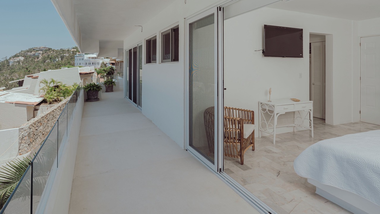 Photo of Bedroom in Las Brisas