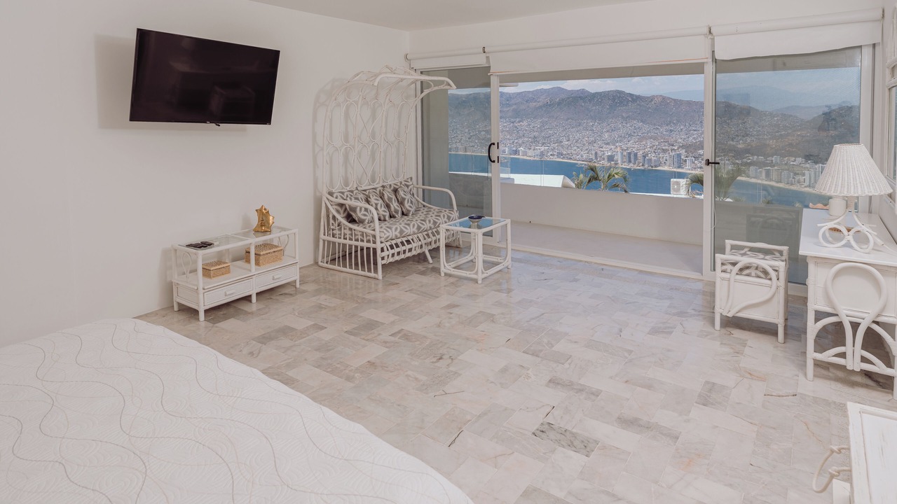 Photo of Bedroom in Las Brisas