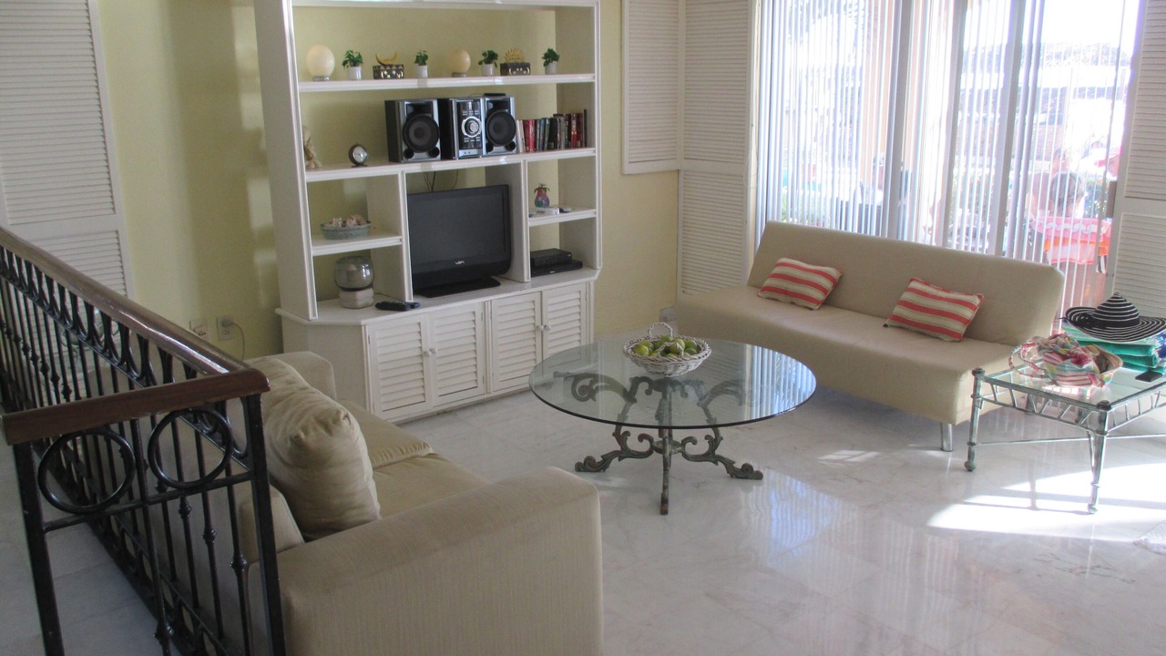 Photo of Livingroom in Ixtapa