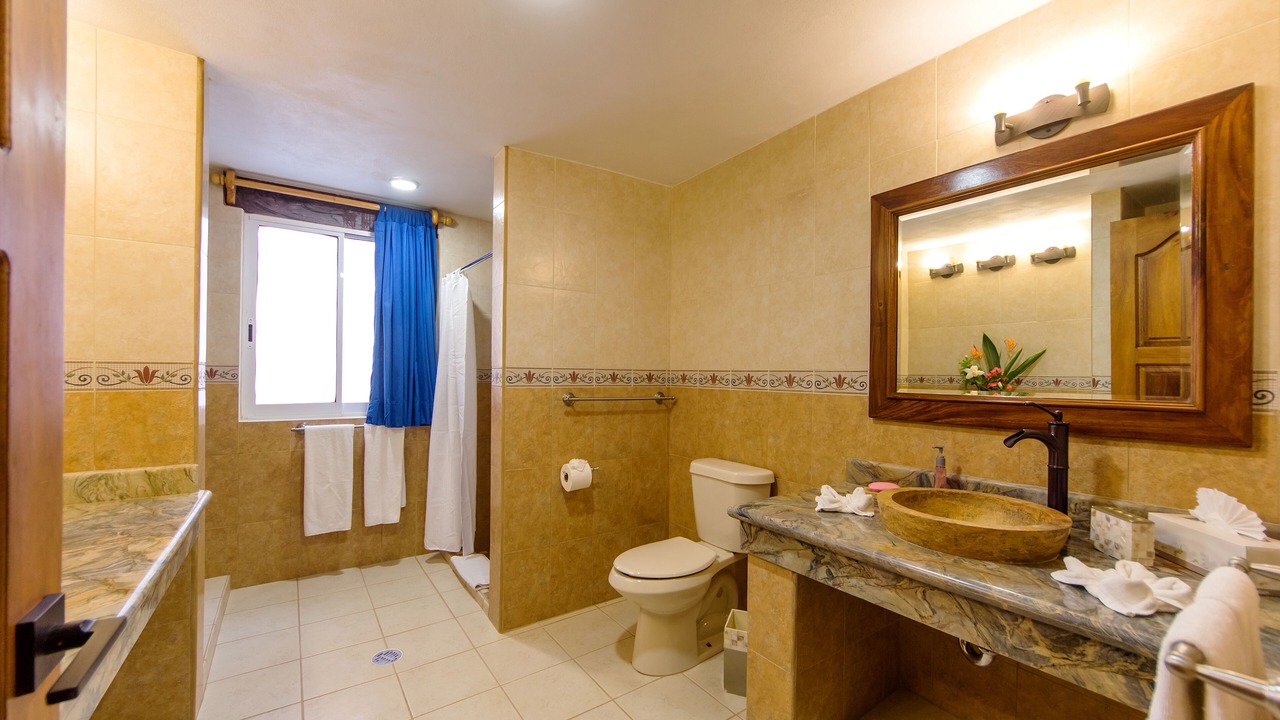 Photo of Bathroom in South Shore Hotel Area