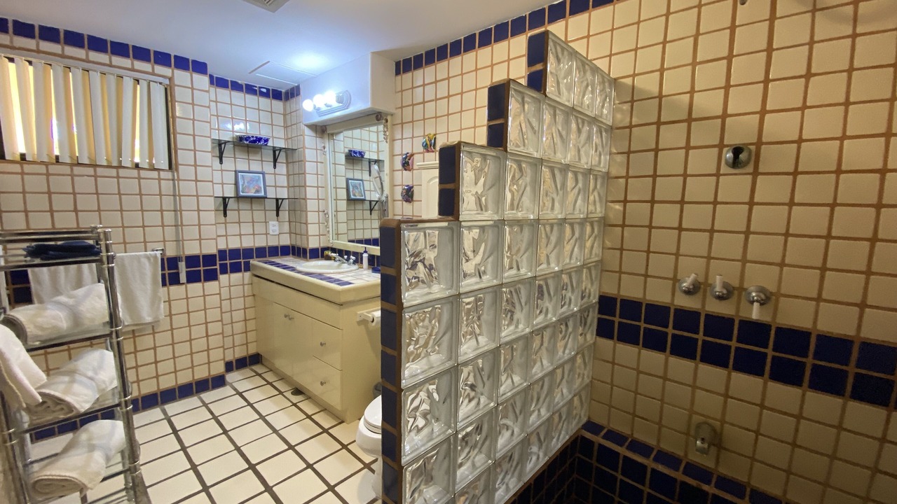 Photo of Bathroom in Marina