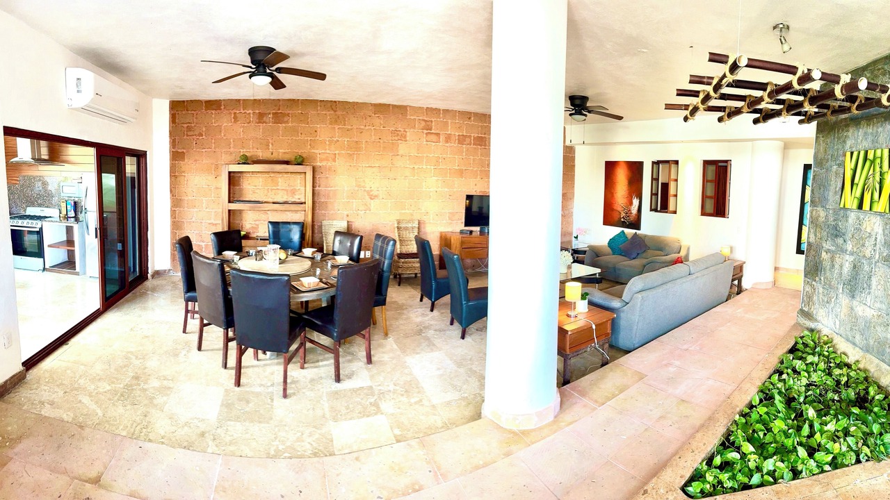 Photo of Others in Diaz Ordaz