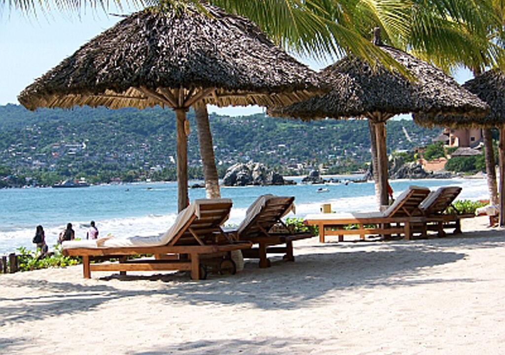 Photo of Others in Playa Las Gatas