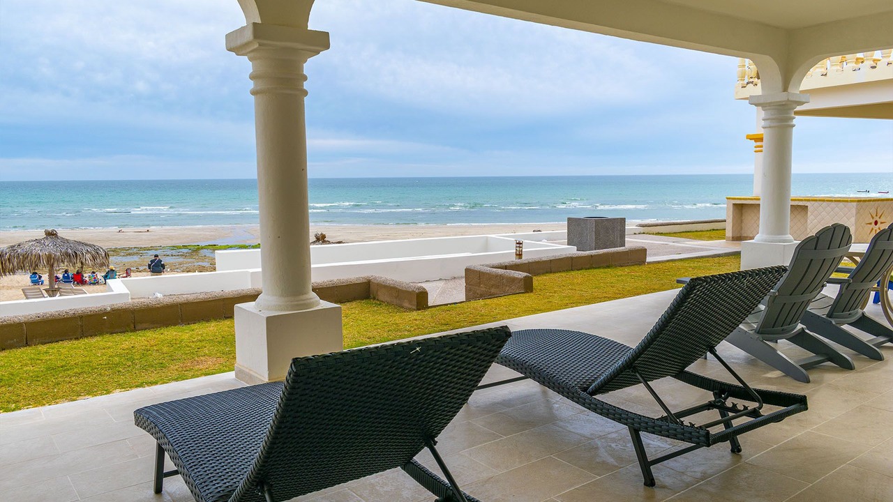 Photo of Patio Balcony in Sandy Beach