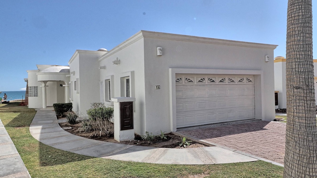 Photo of Outdoor in Sandy Beach