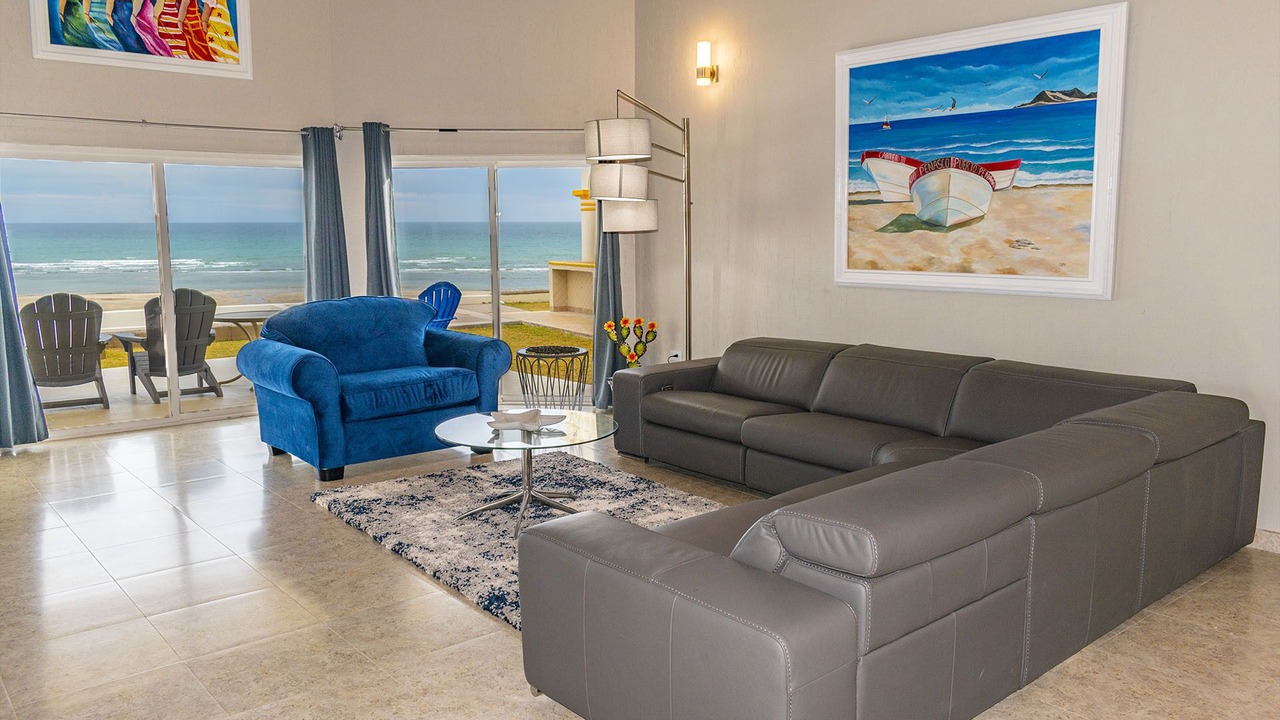 Photo of Livingroom in Sandy Beach