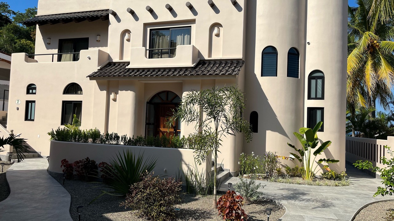 Photo of Outdoor in Los Ayala