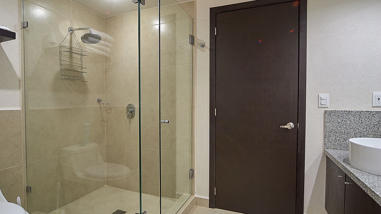 Photo of Bathroom in South Hotel Zone