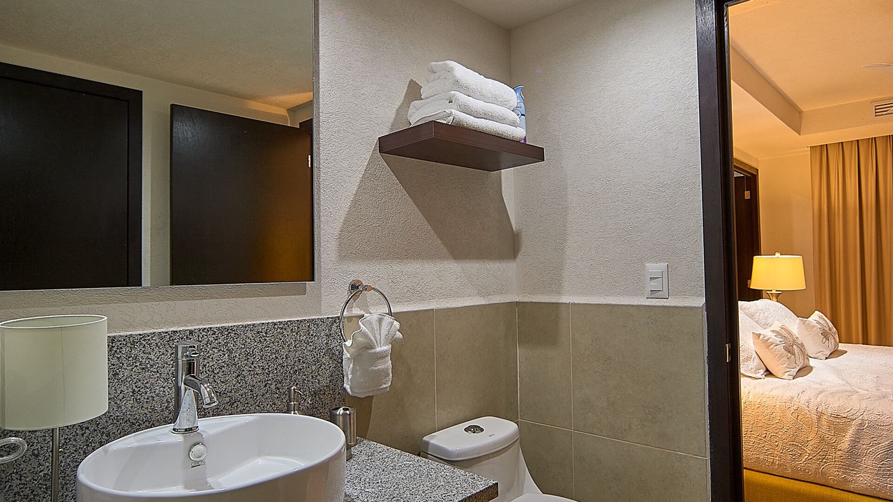 Photo of Bathroom in South Hotel Zone
