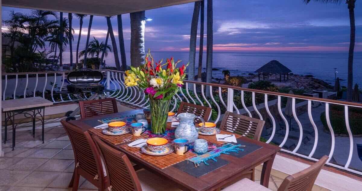 Photo of Patio Balcony in South Shore Hotel Area